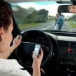 Demuestran a jóvenes por qué es peligroso enviar SMS mientras conducen solo para ti radio 2 Demuestran a jóvenes por qué es peligroso enviar SMS mientras conducen solo para ti radio 2